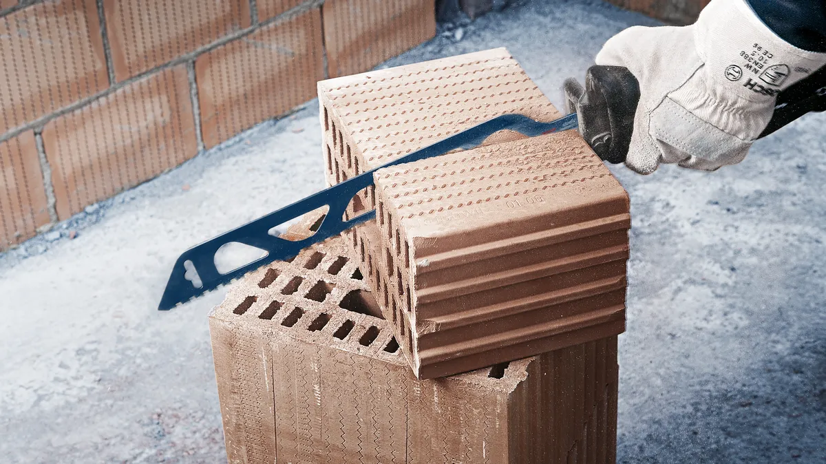BOSCH Brzeszczot EXPERT Hollow Brick S2243HM - seria Expert